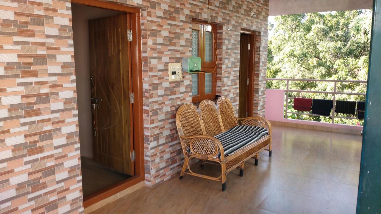 Sahasra Home Stay Hampi Hospet Luaran gambar
