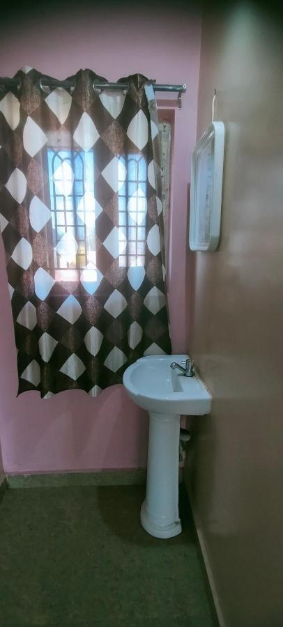 Sahasra Home Stay Hampi Hospet Luaran gambar