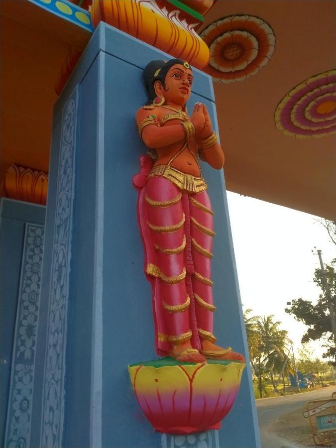 Sahasra Home Stay Hampi Hospet Luaran gambar