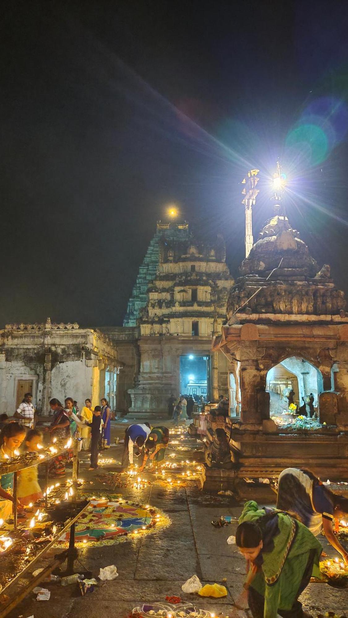 Sahasra Home Stay Hampi Hospet Bilik gambar